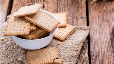 بسكويت الشاي.. حضريه في دقائق للجوع المفاجئ