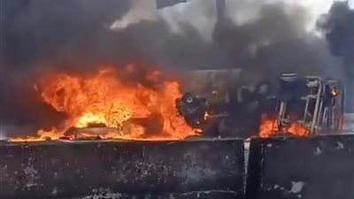 اشتعال النيران في سيارة محملة بالمواد البترولية بالإسكندرية 