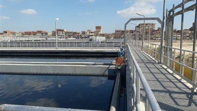 رئيس شركة الصرف الصحى بالإسكندرية يتفقد محطات خورشيد والبكاتوشى