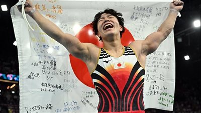 باريس ٢٠٢٤.. الياباني أوكا يفوز بذهبية العقلة 