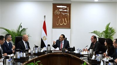 رئيس الوزراء يتابع موقف برنامج دعم الصادرات الوطنية