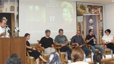 مهرجان المسرح المصري يكرم صناع فيلم 