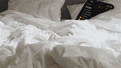 مخاطر النوم على الجسم .. يسبب القلق والاكتئاب 