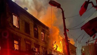 إصابة 6 أشخاص إثر نشوب حريق داخل مشغل ملابس