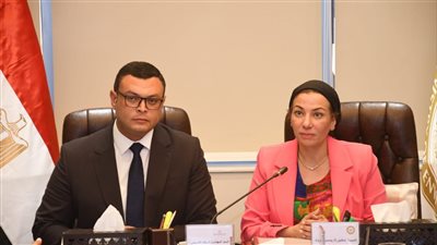 كواليس اجتماع مشترك جمع وزيرا الإسكان والبيئة
