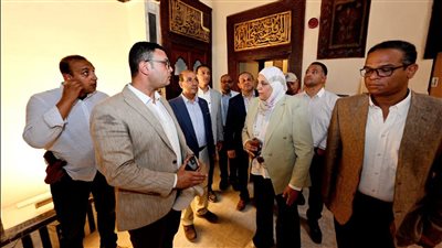 وزير الإسكان يتفقد وكالة قايتباي بالجمالية ويوجه بالحفاظ على الهوية التراثية والمعمارية للمنشآت