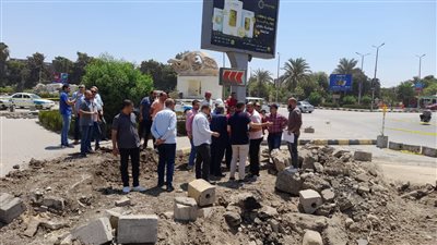 سكرتير بني سويف يتابع الموقف التنفيذي بمشروع كوبري الشاملة 