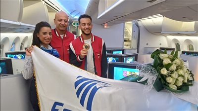 مصر للطيران تحتفل بالبطل المصري محمد السيد الفائز بالميدالية البرونزية 