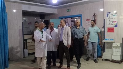وكيل صحة البحيرة يتابع سير العمل بمستشفى كفر الدوار العام 