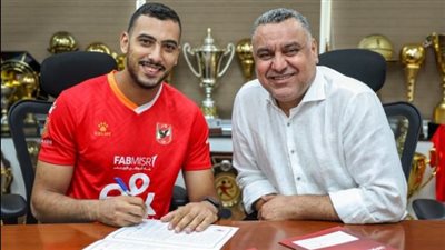 يد الأهلي يُعلن التعاقد مع عبدالله فاروق