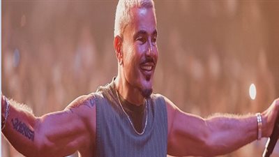 الجمهور متشوق لحفل عمرو دياب فى مهرجان العلمين 