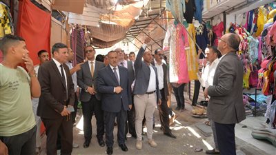 محافظ أسيوط يقود حملة لإزالة الإشغالات والتعديات