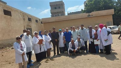  قافلة بيطرية تعالج مواشي صغار المربين مجانا في قرية الغابة بالبحيرة