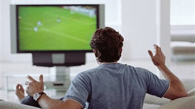 مشاهدة الأحداث الرياضية على التلفزيون تساعدك على حرق الدهون |دراسة تكشف السبب