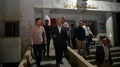 محافظ أسيوط يفاجئ مستشفى الغنايم فجراً ويحيل ممرضين للتحقيق