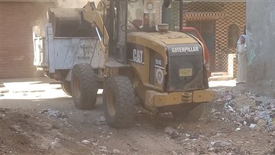 نقل 70 طن من المخلفات بشربين لمصنع تدوير القمامة