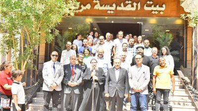 محافظ أسيوط يتفقد دير العذراء بدرنكة وبيت القديسة مريم لضمان راحة الزوار
