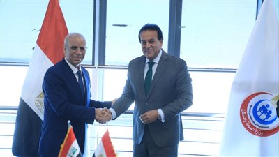 وزير الصحة يبحث مع سفير العراق تعزيز التعاون المشترك في مجال الدواء.. صور