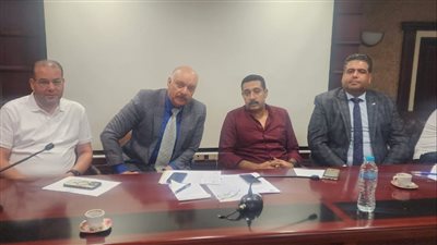 الغرفة التجارية بالبحيرة تجتمع بتجار البورصة السلعية