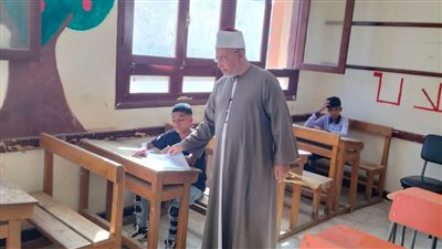 انطلاق امتحانات الشهادات الابتدائية والإعدادية الأزهرية للدور الثاني في هدوء واستقرار