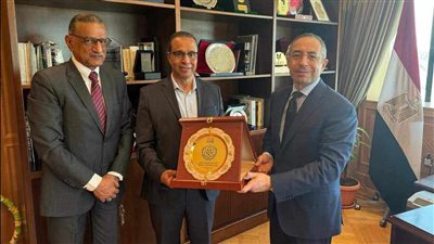 سفارة مصر بقطر تستقبل النادي الإسماعيلي في إطار تشجيع التعاون الرياضي بين البلدين