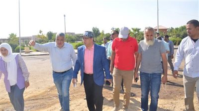 رئيس سوهاج الجديدة يتفقد مشروع الإسكان الإقتصادي ومحطة فحص السيارات