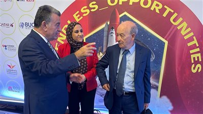 مُستشار التعليم العالي بالمجلس الثقافي البريطاني يشيد بمعرض إيديوجيت 