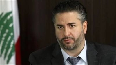 وزير اقتصاد لبنان يطمئن بوجود مخزون غذائي لـ 5 أشهر