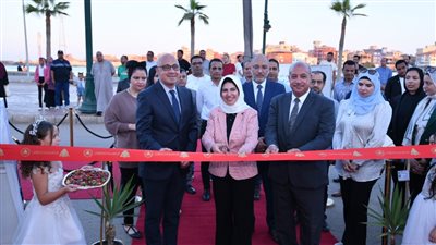 رئيس هيئة الكتاب ونائب محافظ دمياط يفتتحان الدورة الخامسة لمعرض رأس البر