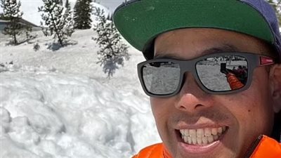 ملياردير يكشف سر الاستغناء عن الوظيفة العادية وبناء ثروة 