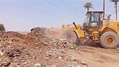 رفع 12280 طن قمامة ومخلفات مباني من 4 مراكز بالشرقية| صور