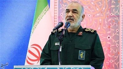 القائد العام للحرس الثوري الإيراني: يجب غلق طريق التفوق على العدو بالبحر