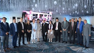 بالصور.. حفل تكريم وتوزيع شهادات تقدير لممثلي حملة الرئيس السيسي بالخارج