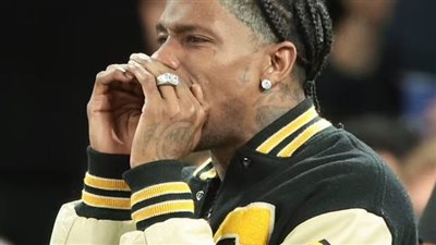 ترافيس سكوت يثير الجدل بشجار جديد في باريس 