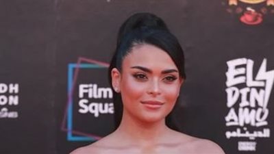 أسماء جلال تطرق عالم الغناء لأول مرة برفقة كزبرة 