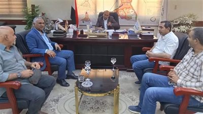 سوهاج الجديدة تتعاقد مع شركة نقل داخلي لحل أزمة المواصلات 