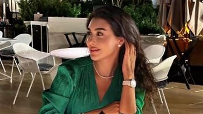 الأخضر يعكس سحر ياسمين صبري في موناكو