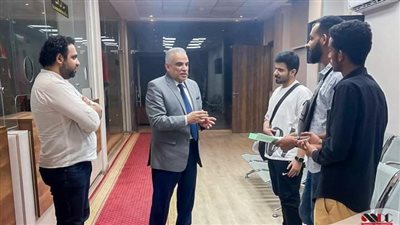 رئيس جامعة طنطا يستطلع آراء الطلاب الوافدين 