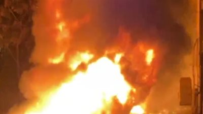 انتدب  المعمل الجنائي لمعرفة أسباب حريق مخزن الأحذية أمام مسجد الحصري