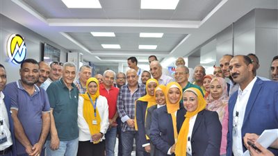 وزير الكهرباء يتفقد شركة مصر العليا ويفتتح مركز خدمة العملاء بأسوان.. صور 