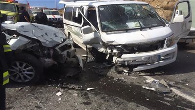 إصابة 6 أشخاص في حادث بين ميكروباص وتوك توك  