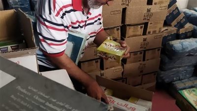 إعدام طن أغذية فاسدة في حملات بالمنيا 