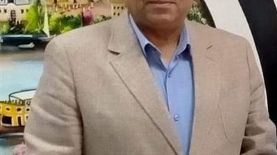وكيل تعليم أسوان يهنئ أوائل الثانوية العامة