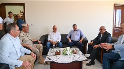 وزير الري يصل سيناء لتفقد عدد من المشروعات