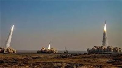 الحرس الثوري الإيراني يجري مناورات عسكرية غربي البلاد