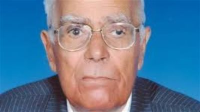 أعمال مصطفى ناصف في الهيئة المصرية العامة للكتاب