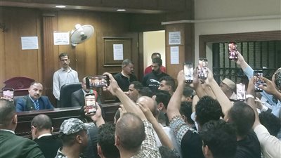 معالم الأسى والحزن ترتسم وجه عصام صاصا بمحاكمته