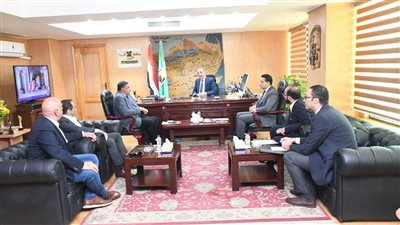 محافظ الفيوم يتابع الموقف التنفيذي لإنشاء المستودع الاستراتيجي للسلع