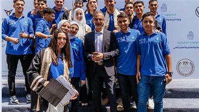 بحضور قيادات عملاق السيارات الألمانية.. تخريج أول دفعة مِن مدرسة فولكس فاجن