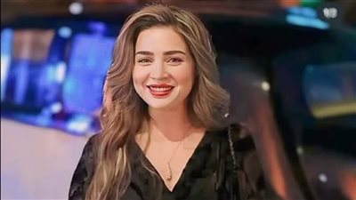 حقيقة مشاركة مي عز الدين في المداح 5 بجانب حمادة هلال 